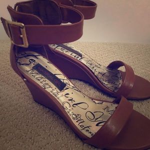 Material Girl sandal wedges